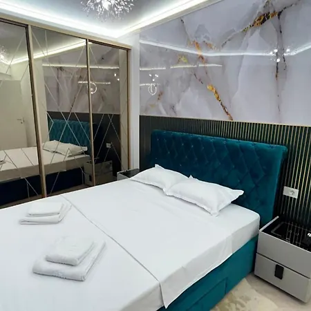 Apartament Mamaia Nord Sea View White Titanic