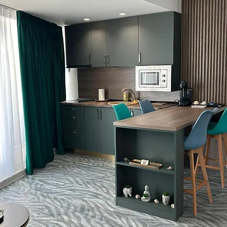 Apartament Mamaia Nord Sea View White Titanic *